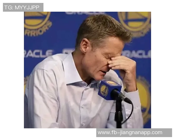 科尔称赞库明加成长显著关键时刻主动示意不该出手