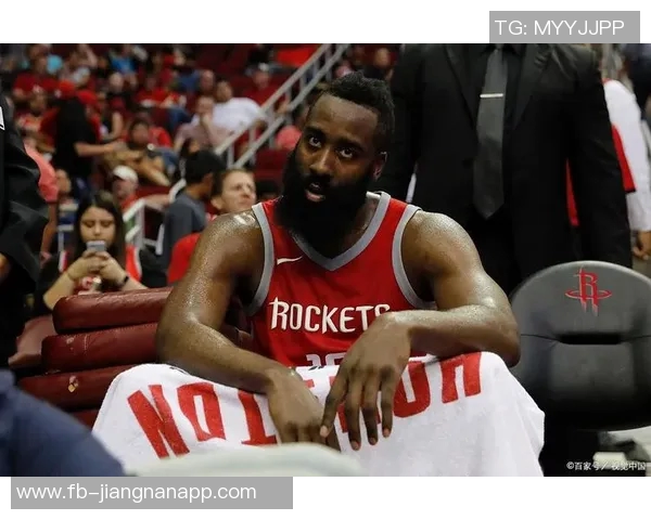 字母哥盛赞文班：健康是关键他将引领联盟未来无限可能